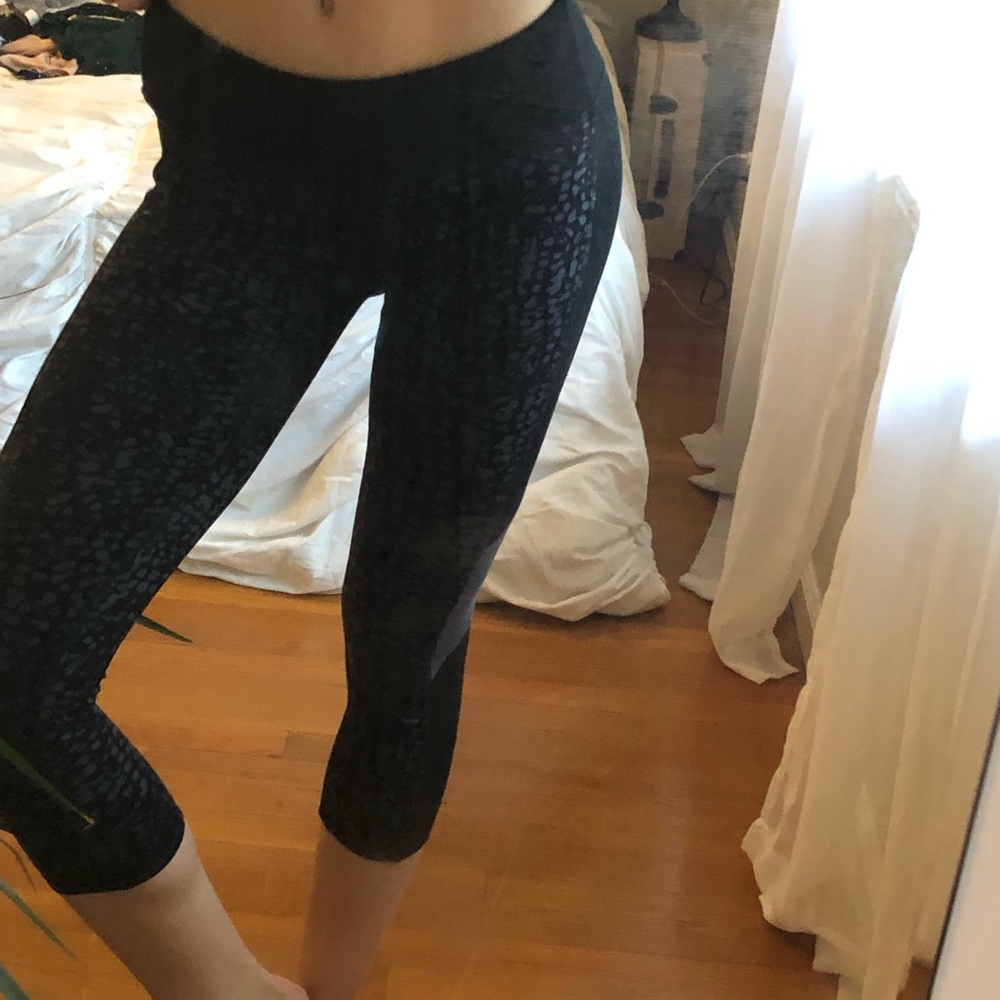 Capri stretch workout pants